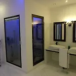White Idromassaggio Su Richiesta Prázdninový dům *