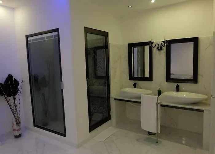 White Idromassaggio Su Richiesta * 나폴리