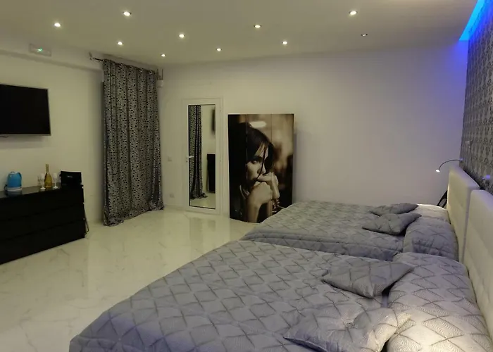 White Idromassaggio Su Richiesta